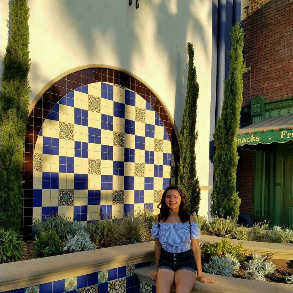 Meet your Posher, Marissa